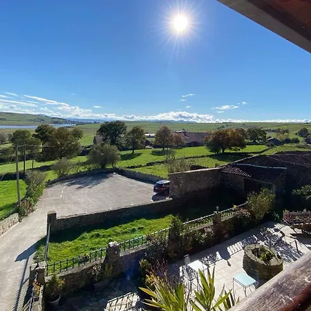 兰祺瑞思凉亭旅馆 Lanchares